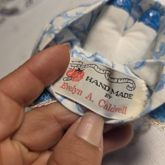 VINTAGE Wooden Face GIRL FIGURE DOLL Angel With Bear ORNAMENT Handmade - Picture 4 of 4